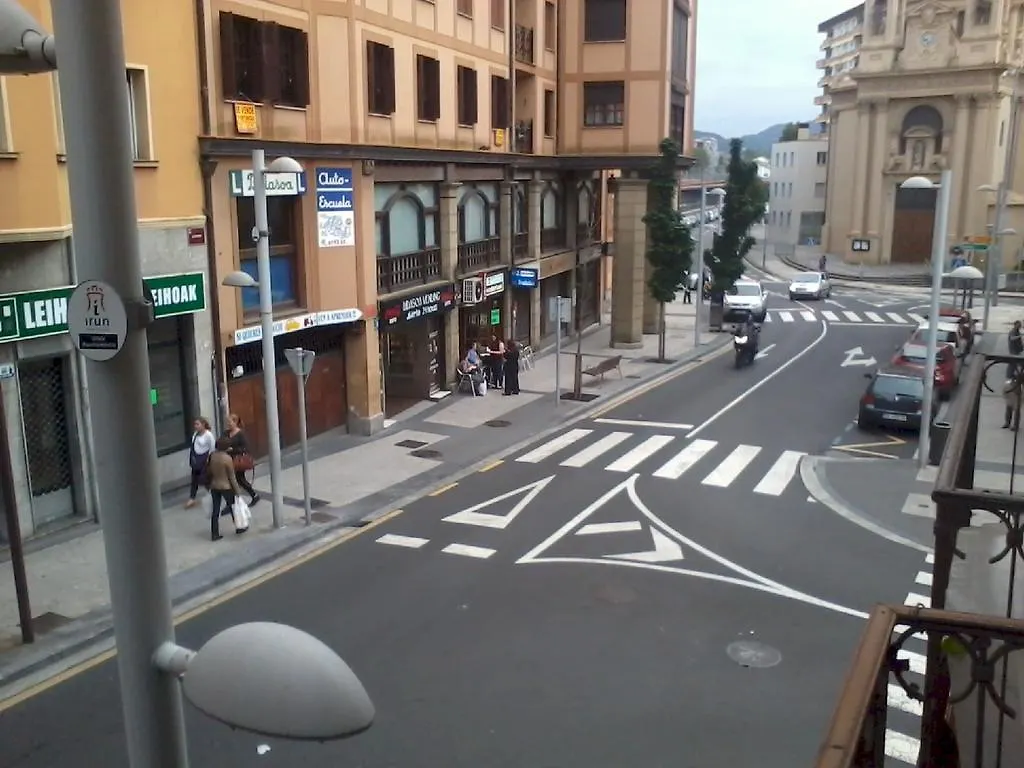 Pension Gema Irun Affittacamere